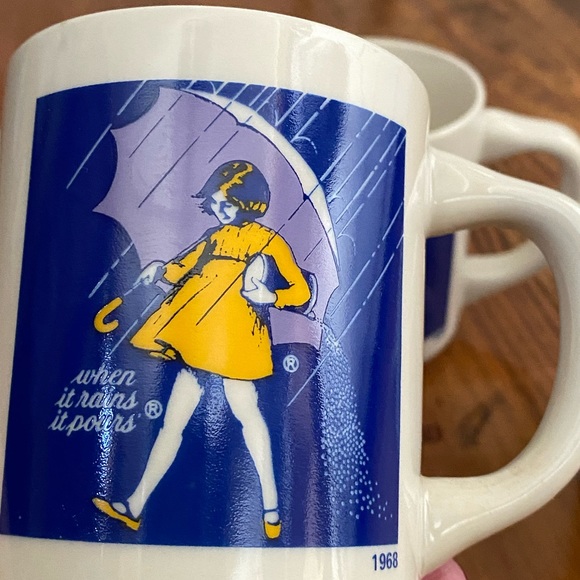 Morton Salt Girl Coffee/Tea Mugs - Picture 1 of 7